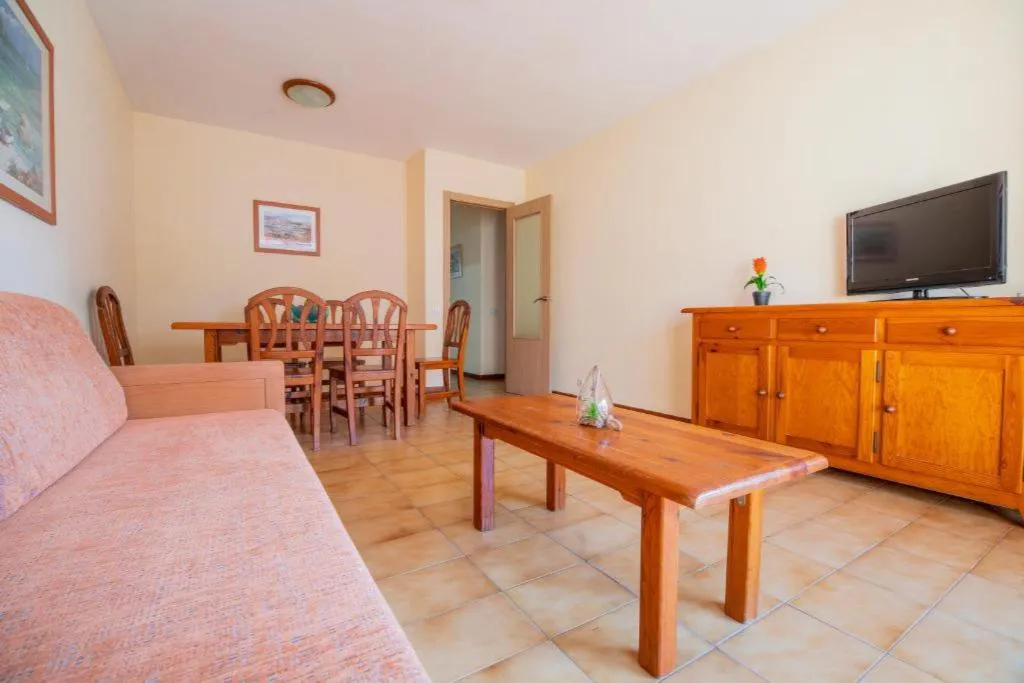 APARTMENT TWO BEDROOMS WITH AIR CONDITIONING Room, Edificio Azahar, Costa Dorada
