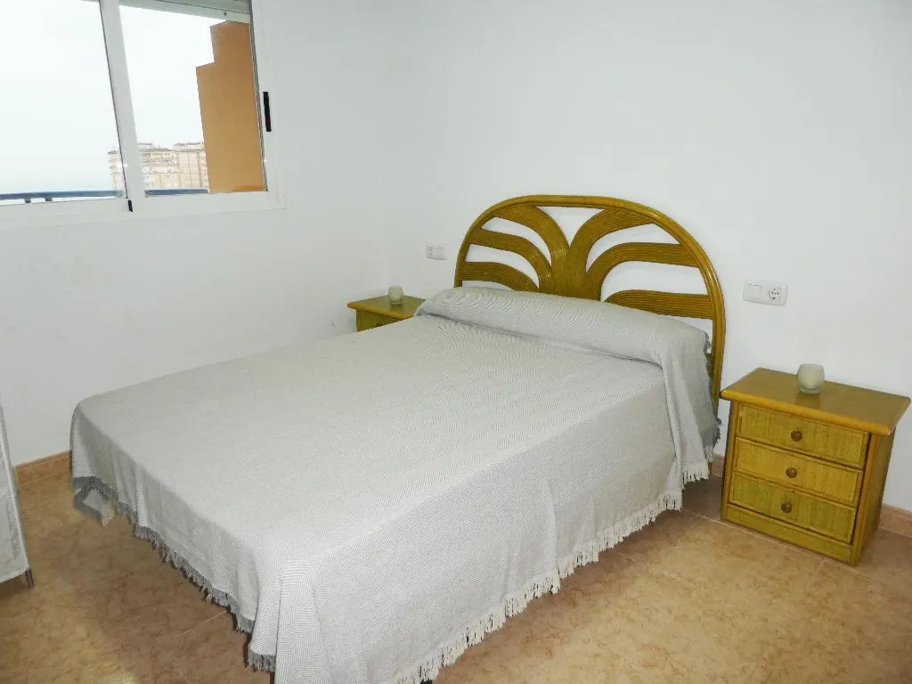 APARTMENT CAPACITY 8 THREE BEDROOMS Room, Apartamentos Tavernes Gandia 3000, Valencia