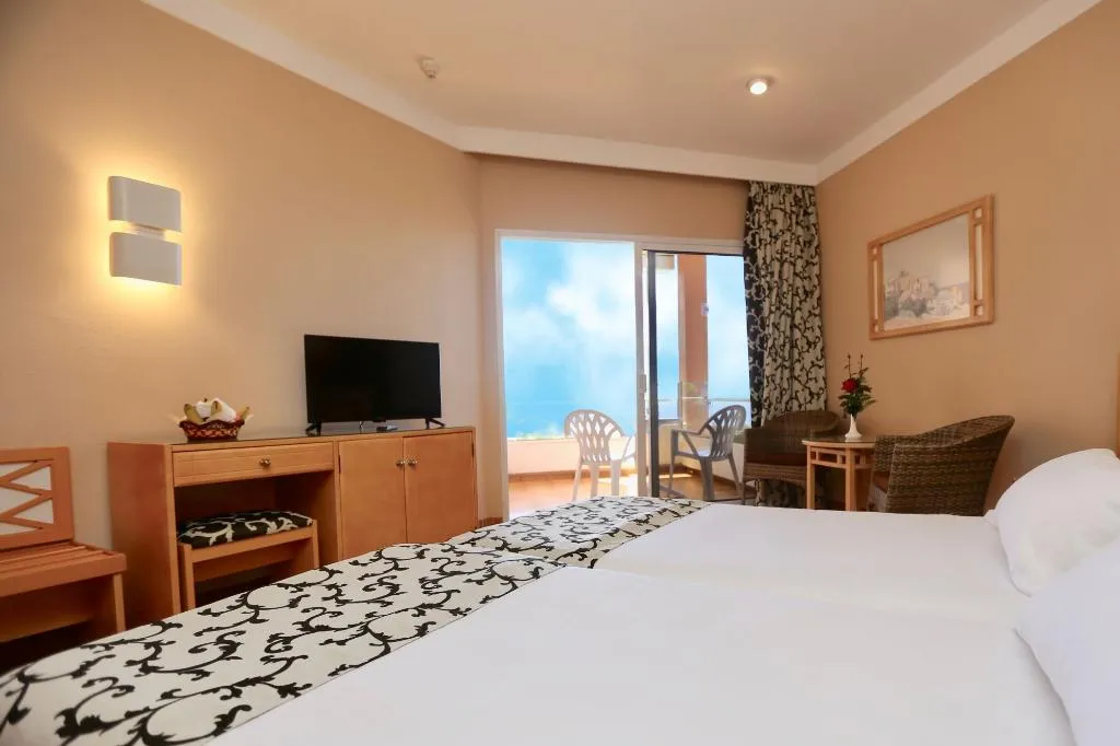 Double or Twin POOL VIEW Room, Hotel Puerto Palace, Tenerife