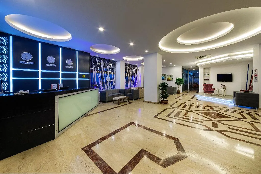 Lobby, Kayamaris, Dalaman