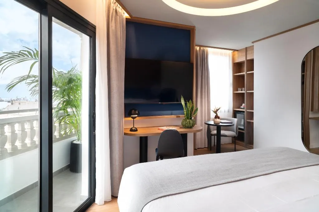 Double or Twin SUPERIOR WITH BALCONY Room, Barceló Santa Cruz Contemporáneo, Tenerife