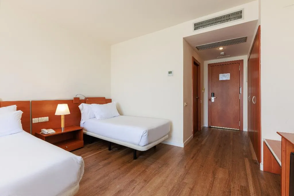 TRIPLE CLASSIC Room, Sercotel Sabadell Arrahona, Barcelona