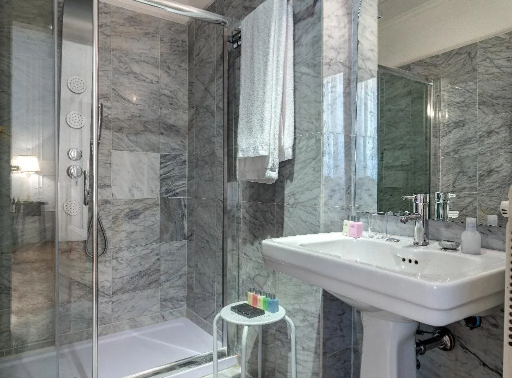 DOUBLE SINGLE USE CLASSIC Room, Grand Hotel Plaza, Rome