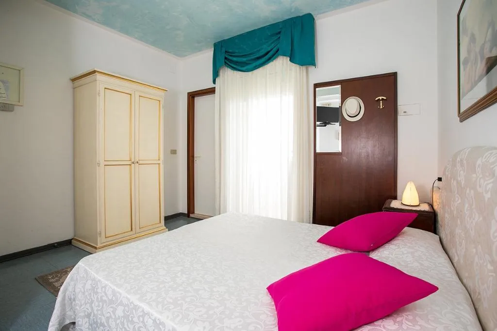 DOUBLE STANDARD Room, Hotel Elpiro, Venice