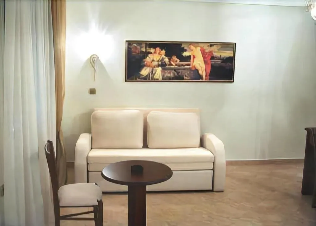 Lobby, Filippos, Halkidiki