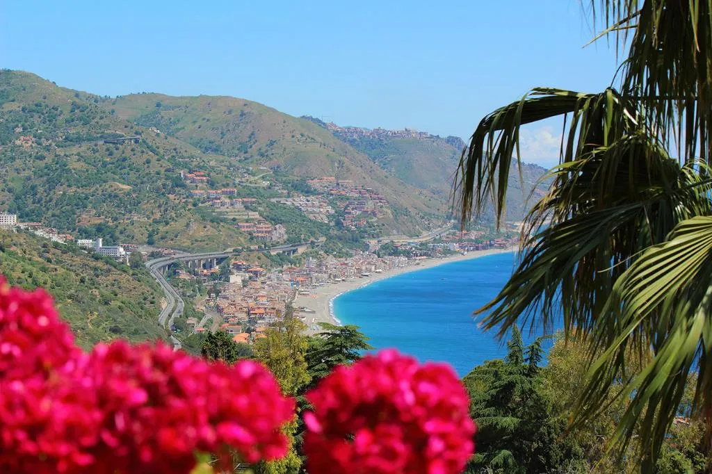 General view, Inn Piero, Taormina