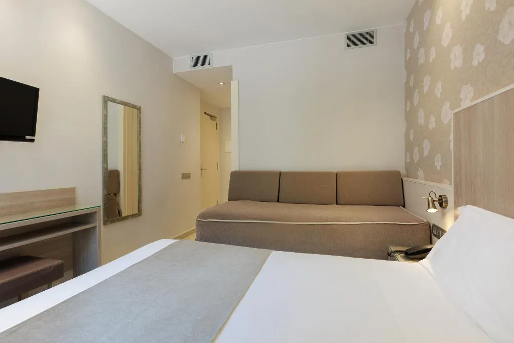 TRIPLE CAPACITY 1 Room, Santa Marta, Barcelona