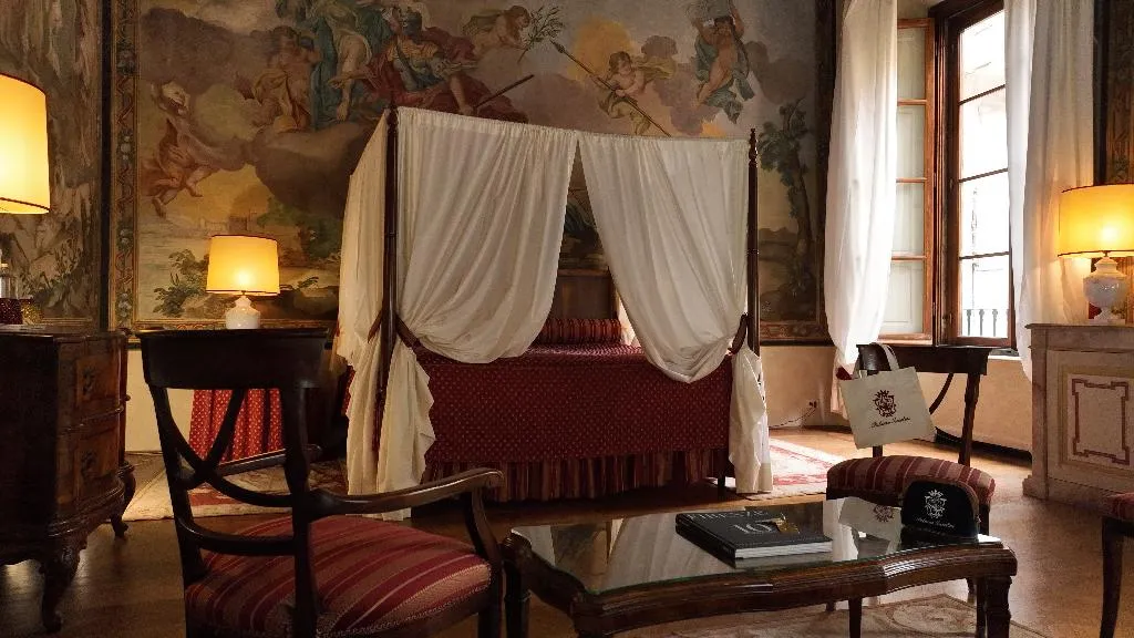 JUNIOR SUITE CLASSIC Room, Palazzo Niccolini Al Duomo, Florence
