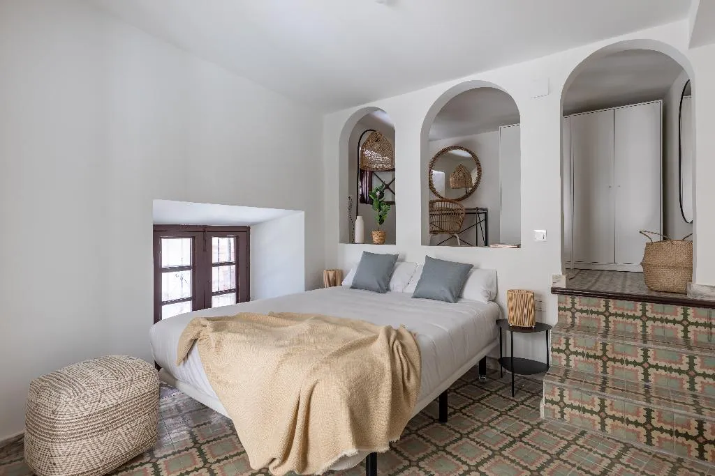 APARTMENT CAPACITY 7 THREE BEDROOMS Room, Libere Malaga la Merced, Costa Del Sol