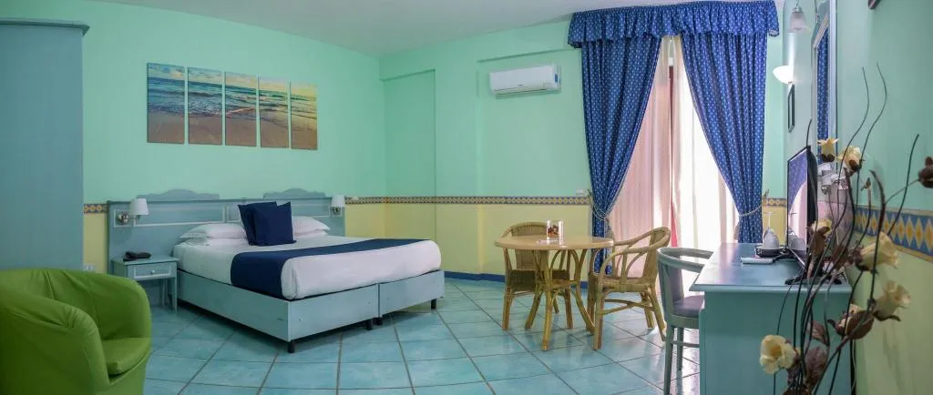 DOUBLE SEA VIEW Room, Hotel Polo Nautico, Naples
