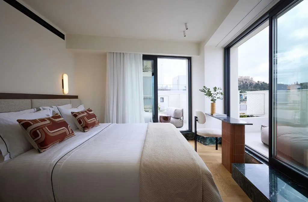 SUITE WITH PRIVATE POOL Room, Bellén Athens Hotel, Athens