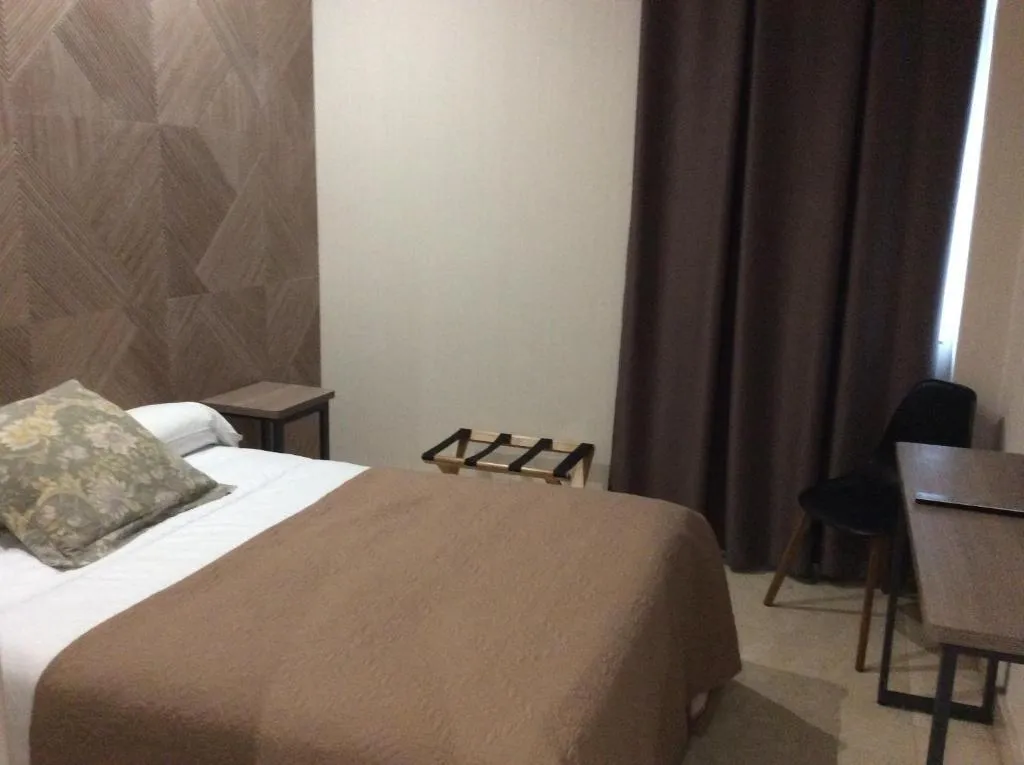 DOUBLE STANDARD Room, Ciudad De Fuenlabrada, Madrid