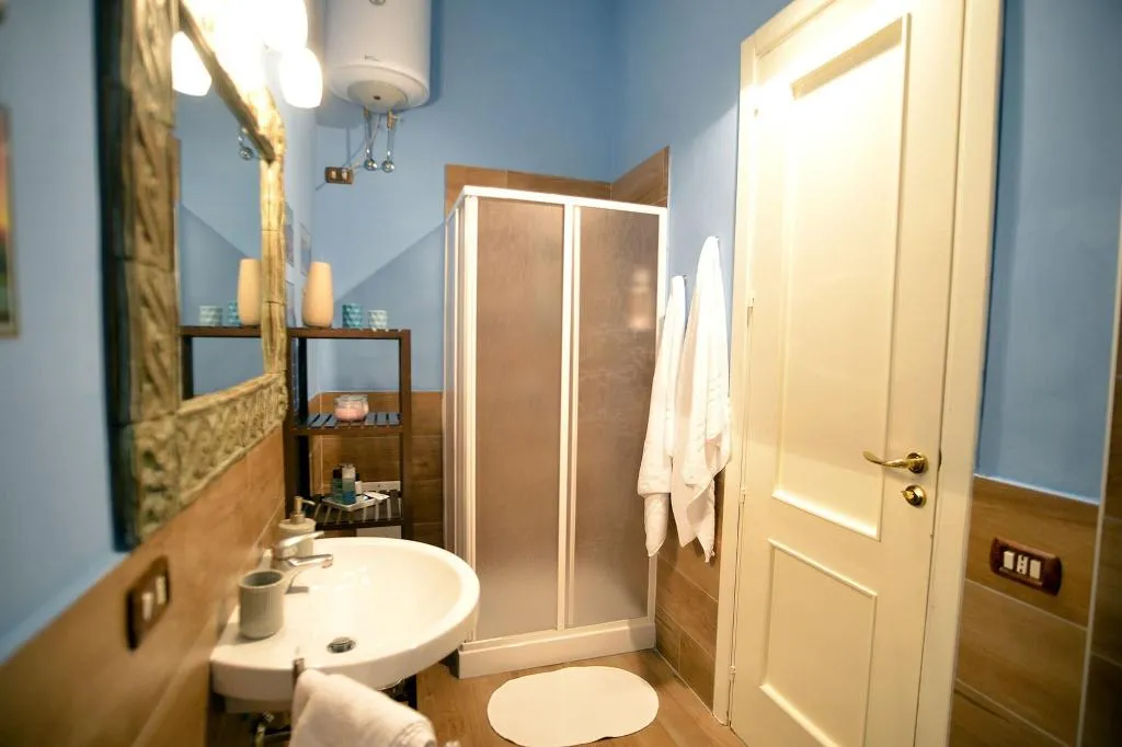 Room, B&B Cuore di Napoli, Naples