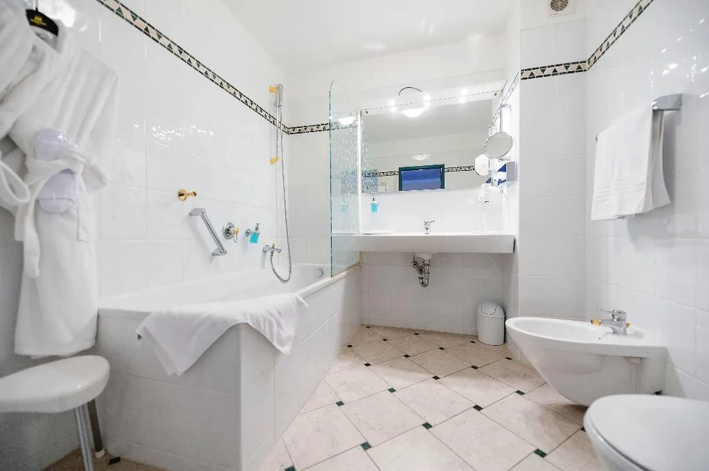SINGLE SUPERIOR Room, Bellevue Park Hotel Riga, Riga