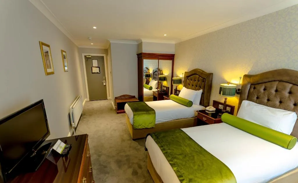 TWIN STANDARD Room, Drury Court Hotel, Dublin