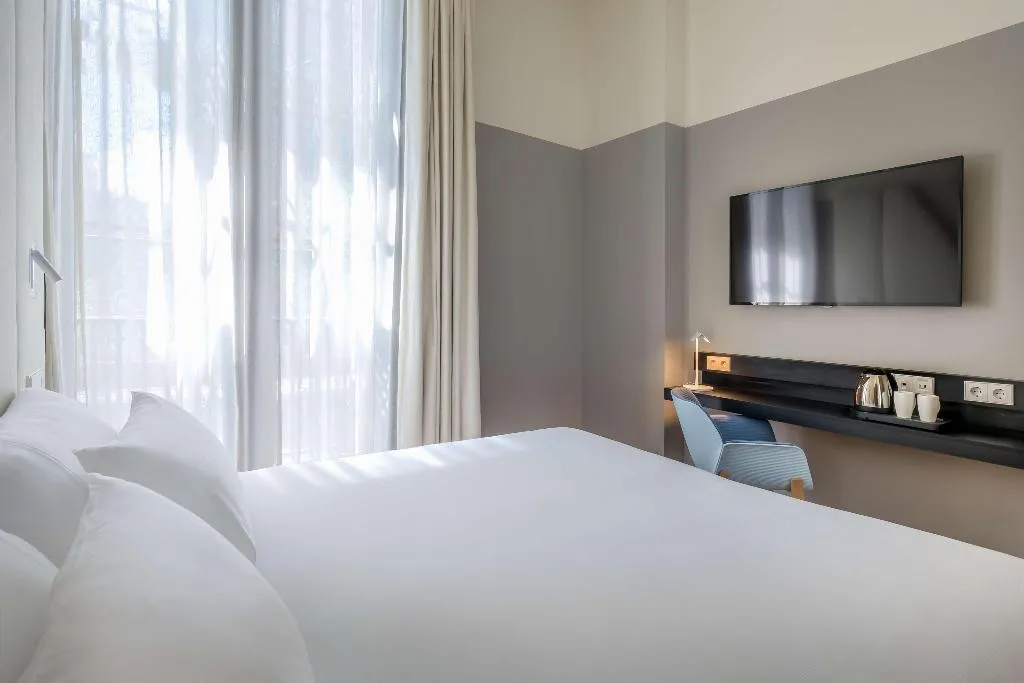 Room, Occidental Diagonal 414, Barcelona