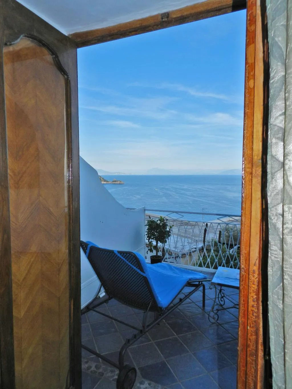 DOUBLE WITH JACUZZI WITH VIEWS Room, Holiday Hotel Praiano - Amalfi Coast, Naples