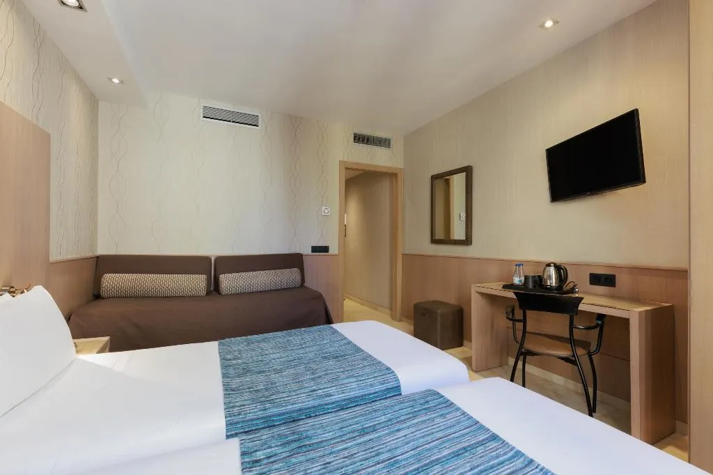 TRIPLE CAPACITY 1 Room, Hotel Gotico, Barcelona