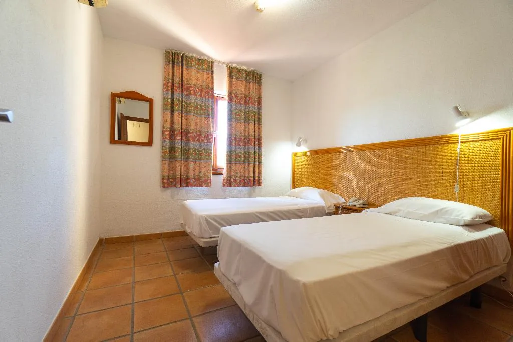 APARTMENT TWO BEDROOMS TWO BATHROOMS Room, L´Alfaz Oasis, Costa Blanca