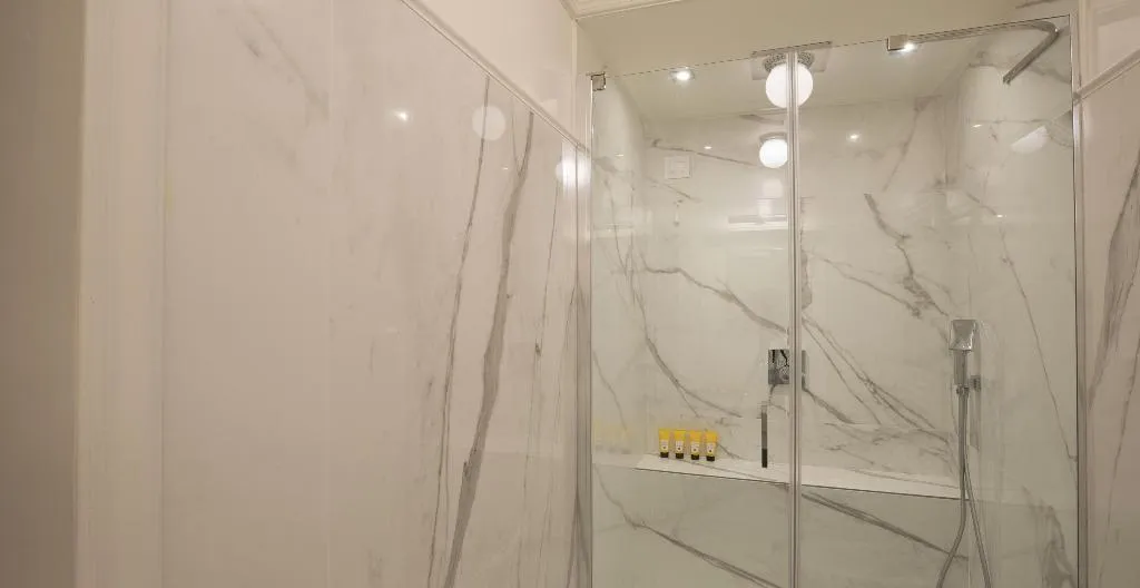 APARTMENT WITH JACUZZI Room, Palazzo Paruta, Venice