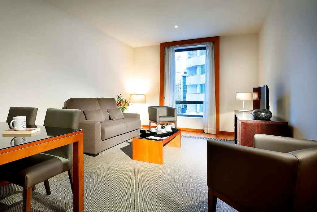 JUNIOR SUITE STANDARD Room, Eurostars Lisboa Parque Hotel, Lisbon