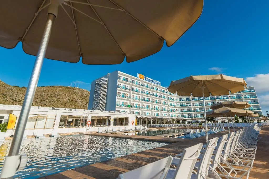 Pool, BelleVue Lagomonte, Majorca