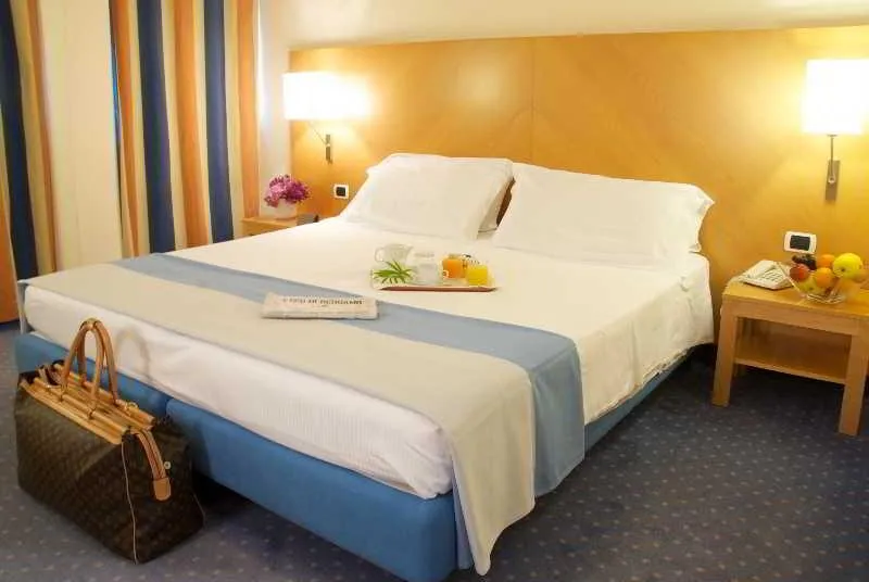 DOUBLE STANDARD Room, B&B HOTEL Bergamo Executive, Milan