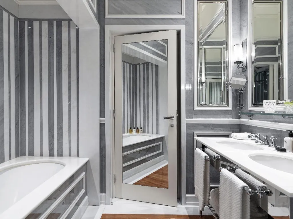 SUITE WITH BALCONY Room, J.K. Place Roma - The Leading Hotels o/t World, Rome