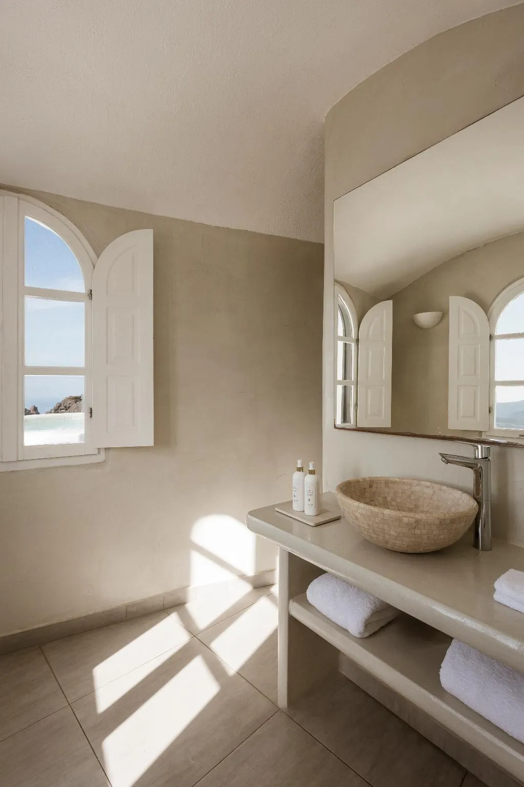 SUITE WITH PRIVATE POOL Room, Aqua Luxury Suites, Santorini