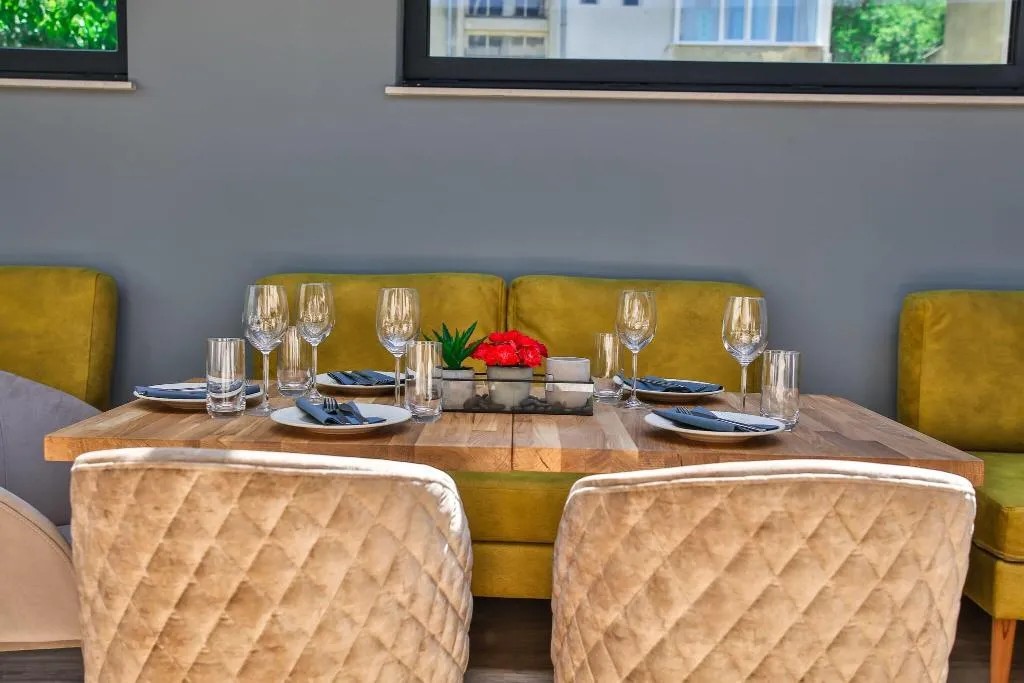Restaurant, Reverence, Varna