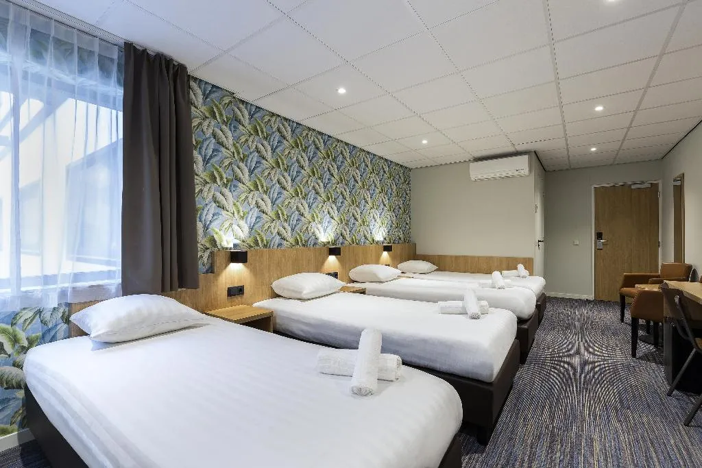 QUADRUPLE STANDARD Room, Best Western Amsterdam, Amsterdam