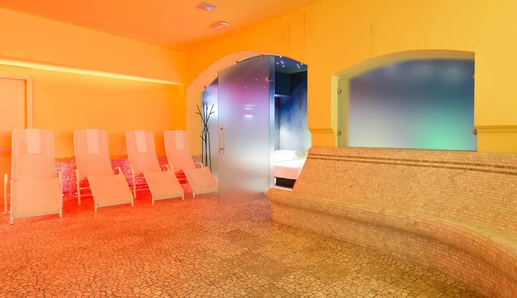 Sports and Entertainment, Art & Hotel Aeroporto, Milan