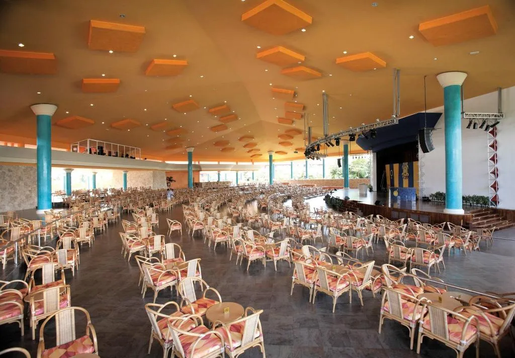 Sports and Entertainment, Barcelo Maya Tropical, Cancun Area