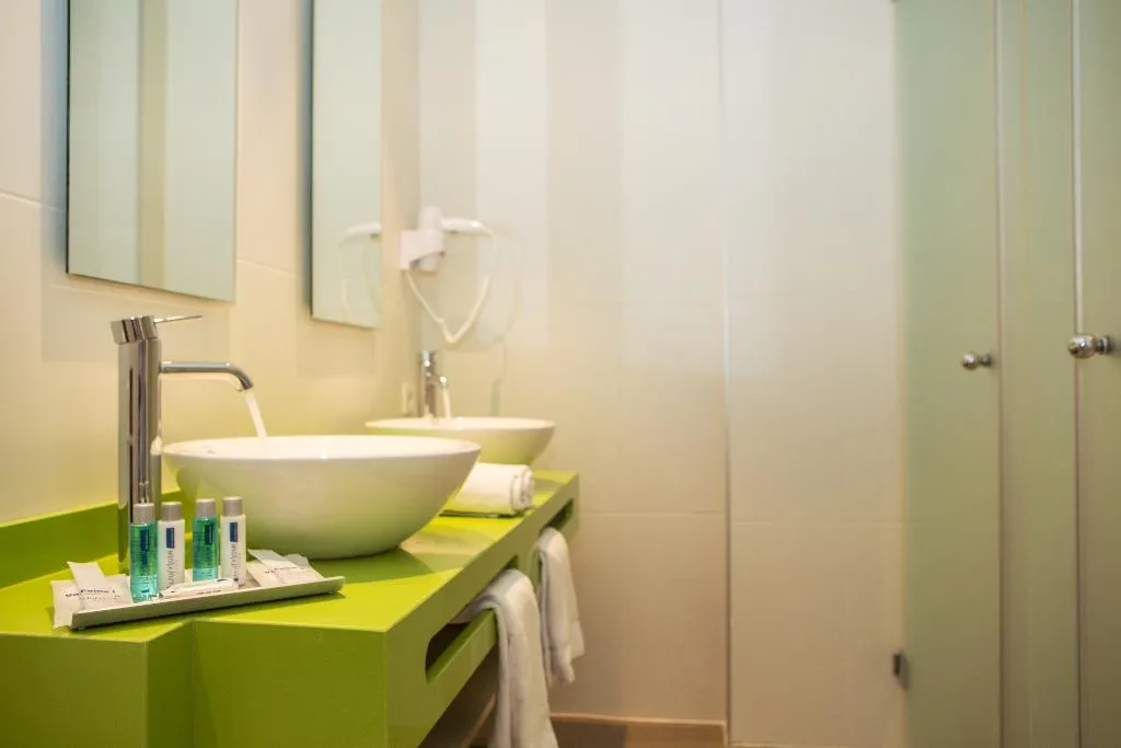 JUNIOR SUITE CAPACITY 4 Room, Hotel Luxor, Majorca