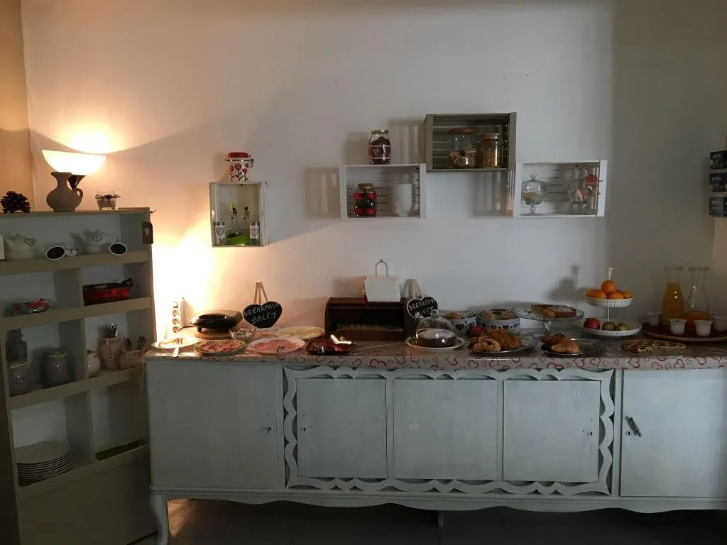 Sports and Entertainment, Pompei Boutique Inn, Naples