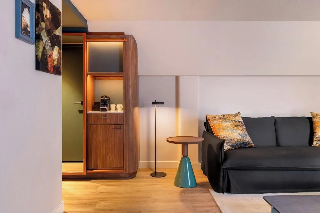 JUNIOR SUITE WITH DOUBLE BED Room, Renaissance Amsterdam Hotel, Amsterdam
