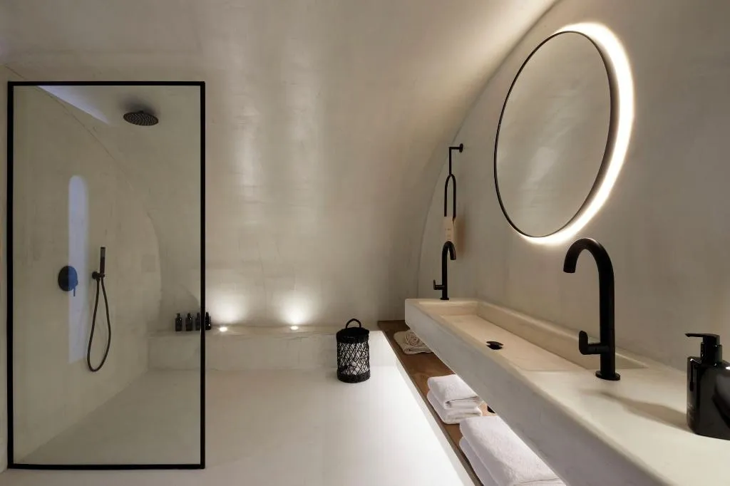 Room, You And Me Suites, Santorini