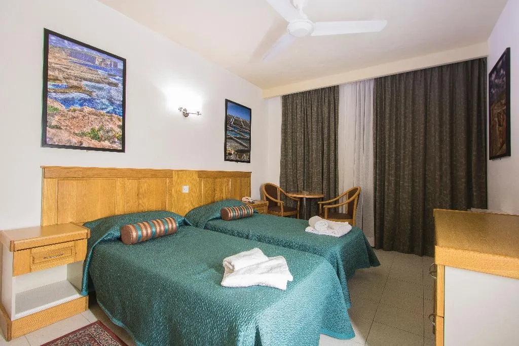 Double or Twin STANDARD Room, Canifor Hotel, Malta