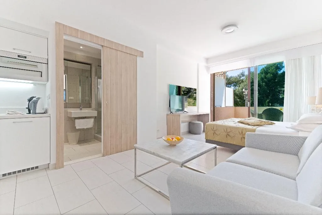 STUDIO COMFORT Room, The Residence, Split