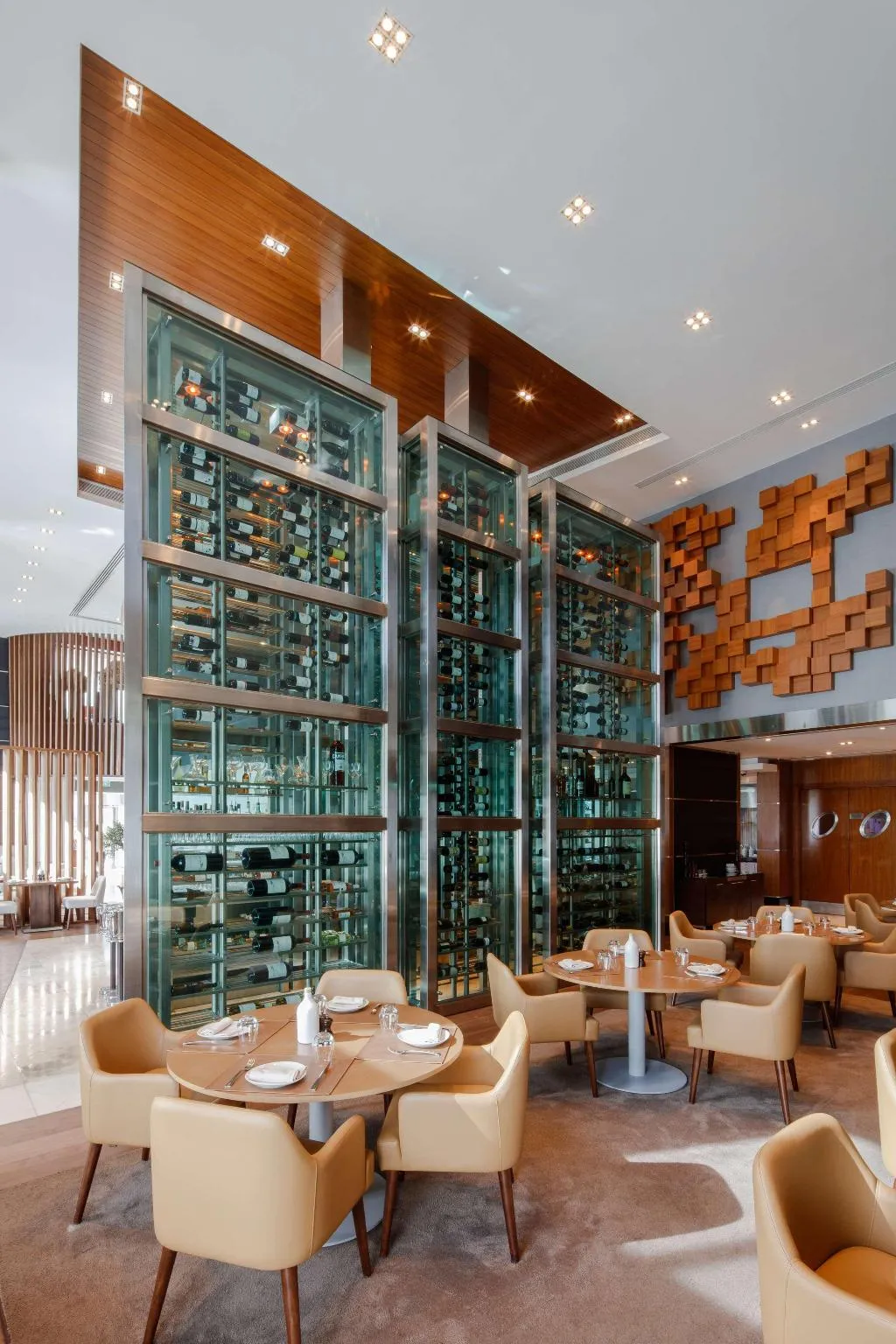Restaurant, Radisson Blu Hotel, Dubai Media City, Dubai