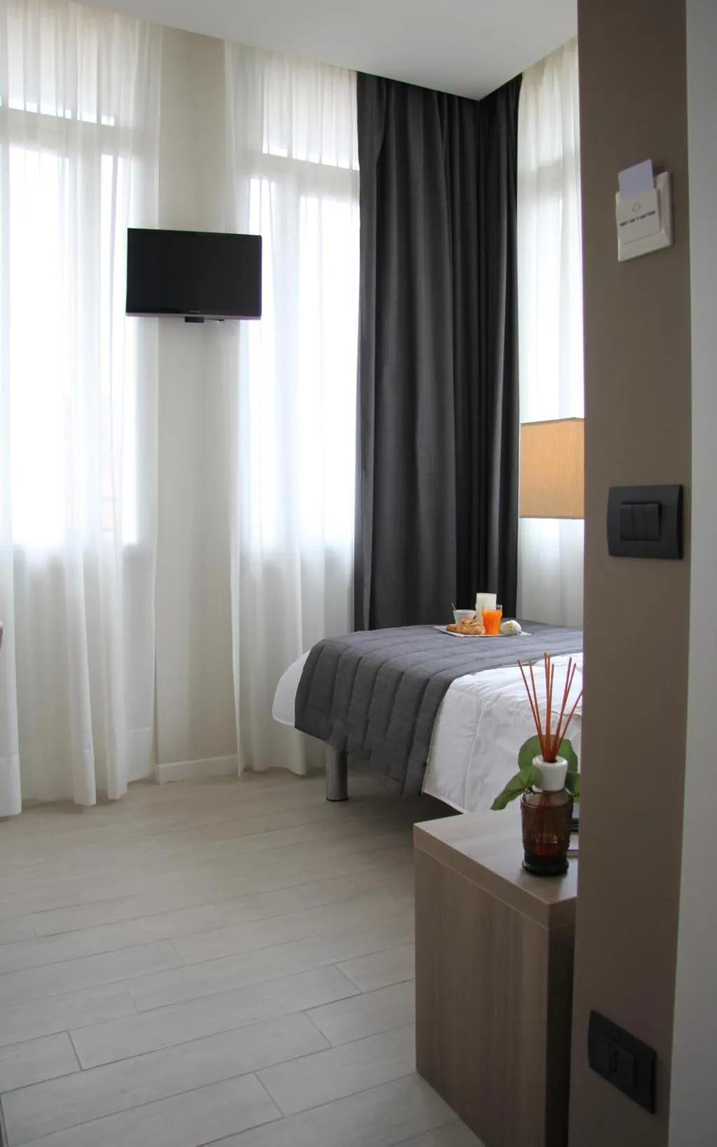 General view, Hotel Zara Milano, Milan
