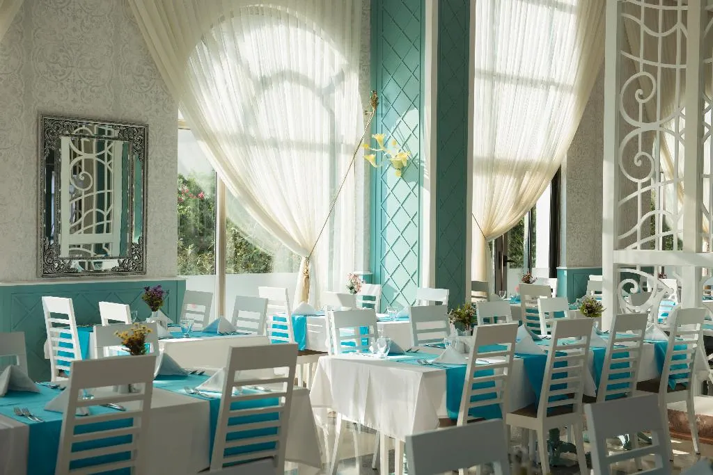 Restaurant, Quattro Beach Spa & Resort Hotel, Antalya