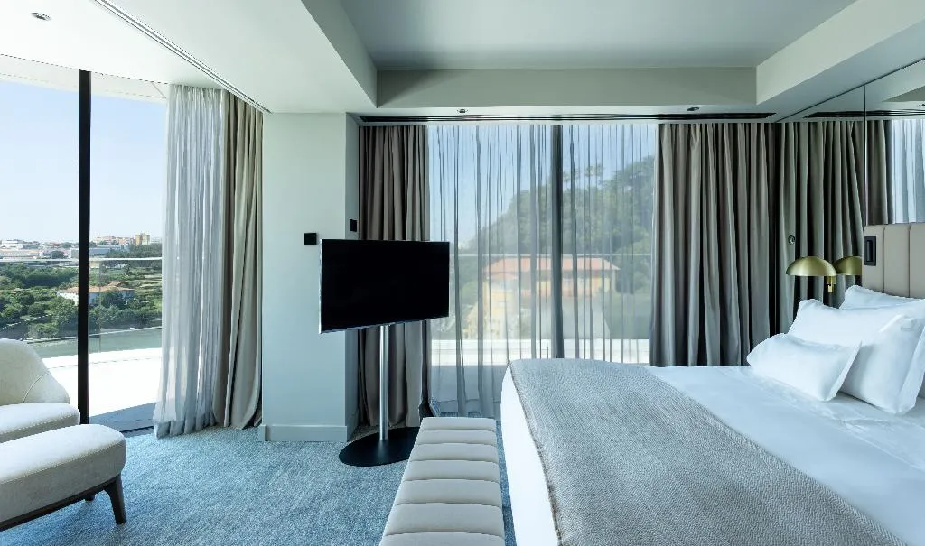 SUITE PREMIUM Room, Altis Porto, member of Preferred Hotels & Resorts, Porto