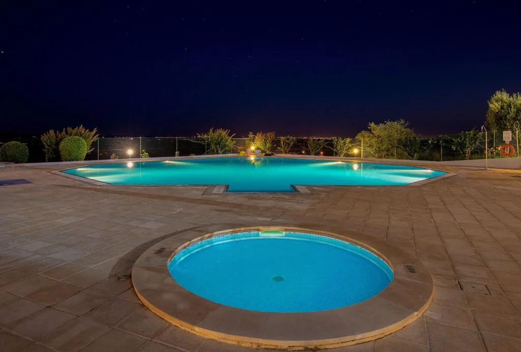 Pool, Verdi Santarem, Lisbon