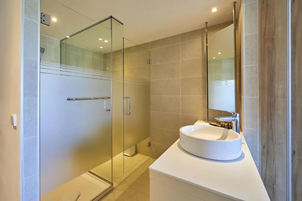TWIN SEA VIEW WITH BALCONY Room, Playa Golf, Majorca