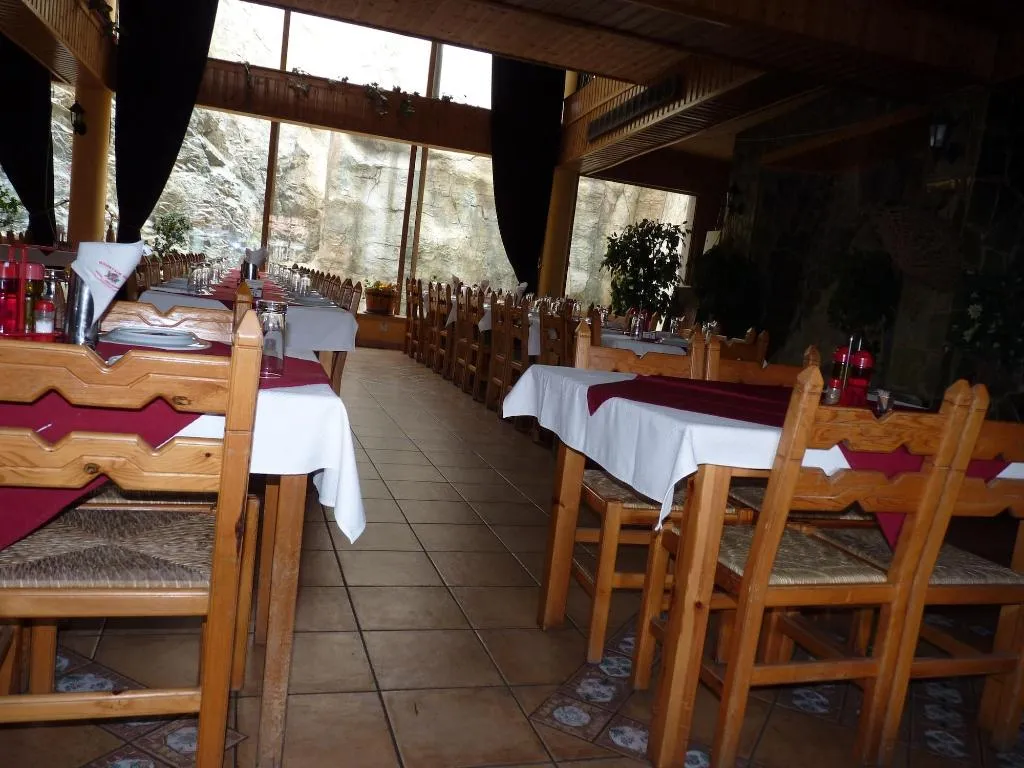 Restaurant, Mountain Rose Garden Hotel, Cyprus