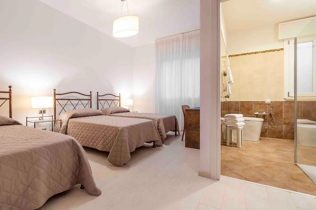 TRIPLE STANDARD Room, Sorriso, Venice