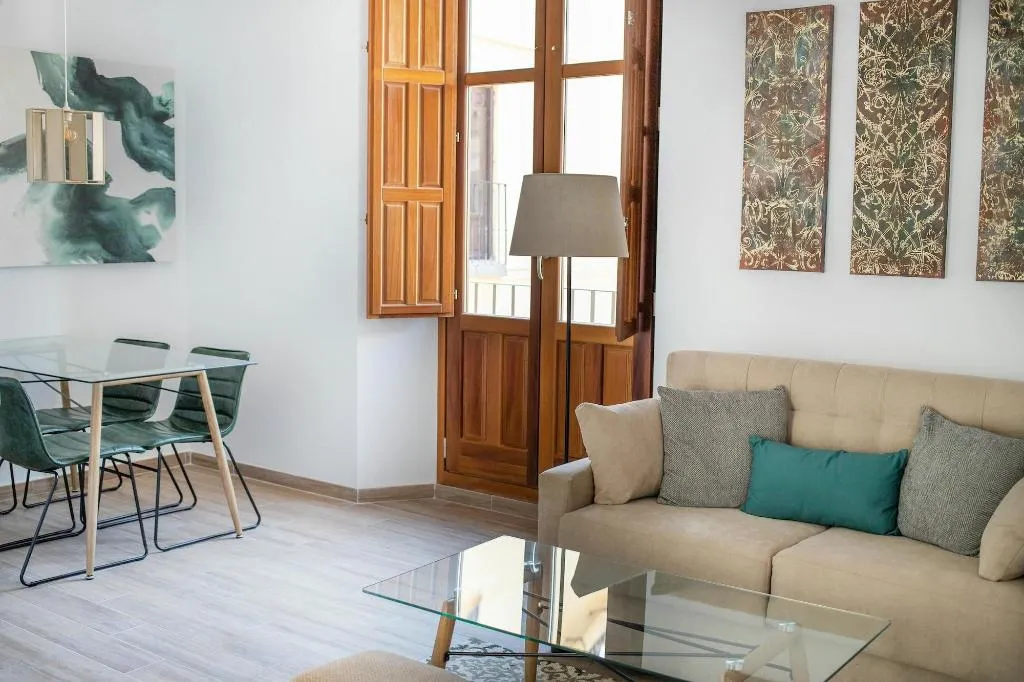 Room, Feelathome Ma Rtires Apartments, Costa Del Sol