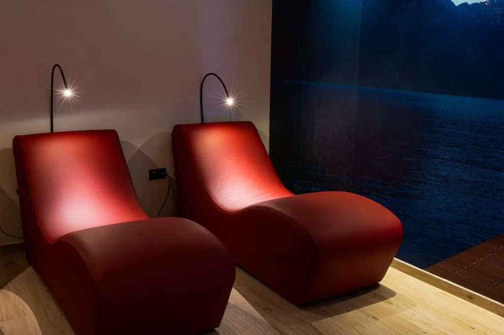 Sports and Entertainment, Lake Front Hotel Mirage, Milan
