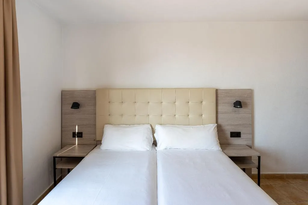 Room, Hotel Queens, Costa Blanca